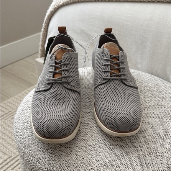 Goodfellow & Co Gray and Tan Men's Oxfords - Picture 3 of 4
